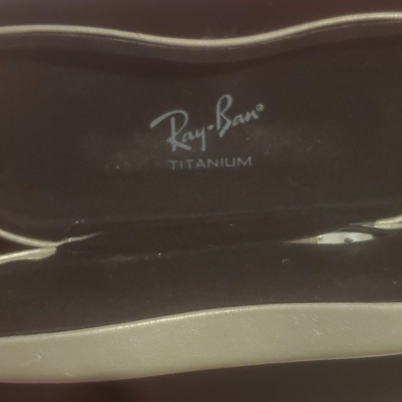 Ray Ban Titanium Eyeglasses Sunglasses Hard Shell Case. - Picture 5 of 7